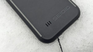 Seidio Obex Review - iPhone 6 - Speaker grill on the back of case