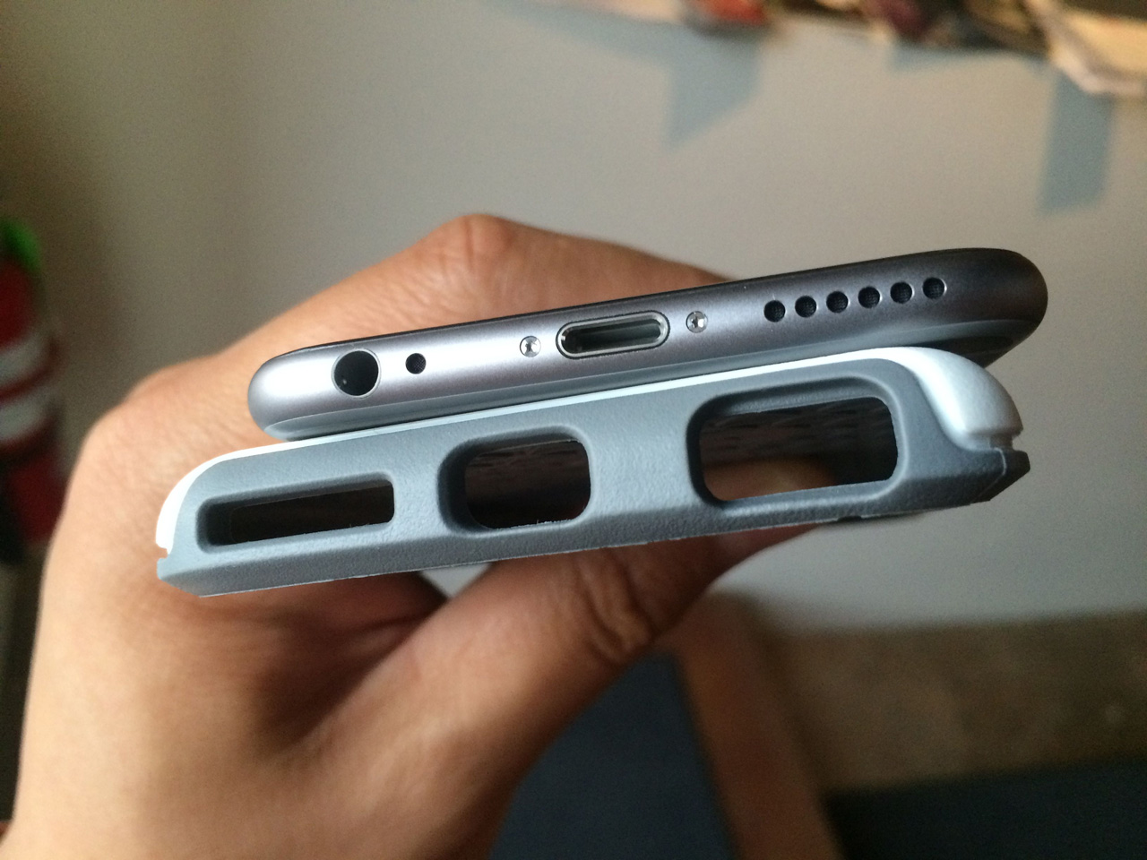 Otterbox Symmetry Review - iPhone 6 - Mobile Reviews Eh