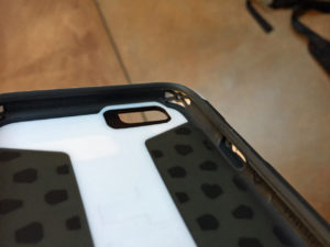 Thule Atmos X3 iPhone 6 Review - Uniquely designed corners for shock protection