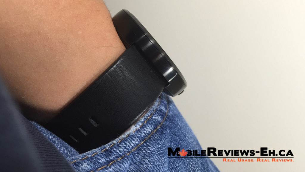 Moto 360 Review - Gets caught on everything