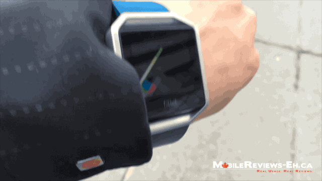 Fibit Blaze vs Fitbit Surge - Color screen vs. Monochorme screen