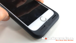 Debris - Apple Smart Battery Case iPhone 7 Review