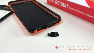 Removable plugs - Dog and Bone Wetsuit iPhone 7 Waterproof Case Review